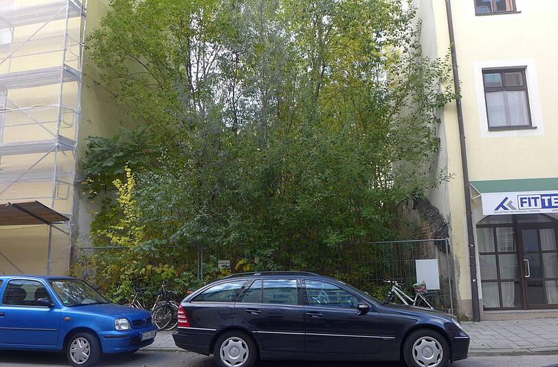 Die Lücke in der Dianastraße.