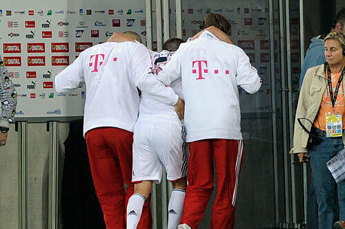 Ribéry humpelt nach dem Spiel gegen Hoffenheim in die Kabine