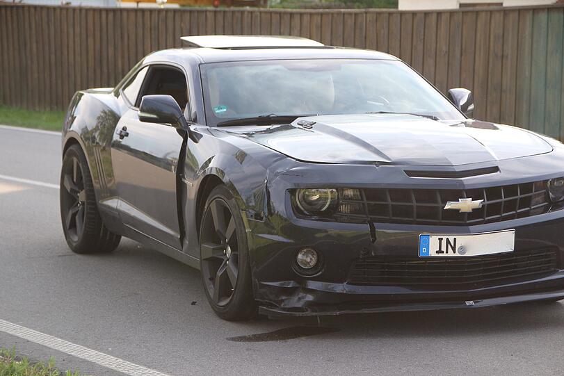 Der 9-Jährige Junge wurde auf der Landstraße in Bad Gögging von dem Sportwagen erfasst und starb noch an der Unfallstelle.