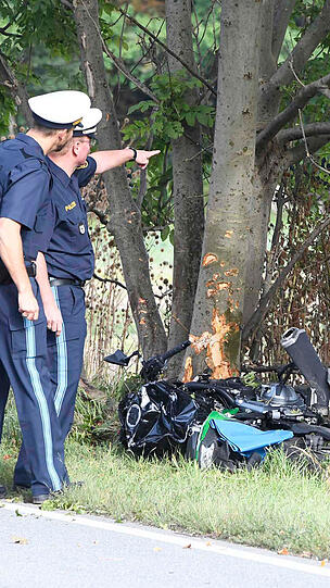 Weitere Bilder vom Unfallort.