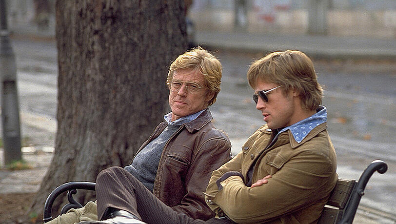 "Spy Game:" Nathan Muir (Robert Redford) hat einen erfolgreichen Agenten aus Ex-Boy-Scout Bishop (Brad Pitt, r.) gemacht. "Spy Game:" Nathan Muir (Robert Redford) hat einen erfolgreichen Agenten aus Ex-Boy-Scout Bishop (Brad Pitt, r.) gemacht.