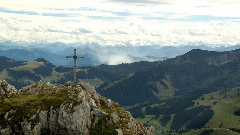 Deutschland von oben - oberbayerisches Alpenpanorama.