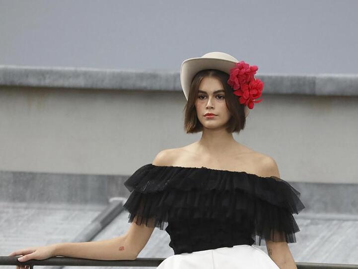 Model Kaia Gerber bei der Show von Chanel in Paris.