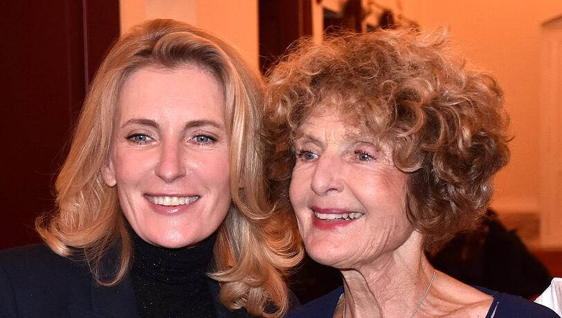 Mutter und Tochter: Kathrin Ackermann (r.) und Maria Furtw&auml;ngler werden bald wieder gemeinsam im "Tatort" zu sehen sein.
