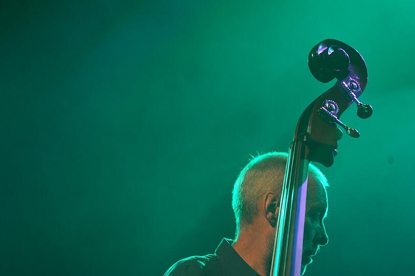 Ein Brite, der sich in die USA locken ließ &ndash; von Miles Davis: Dave Holland.