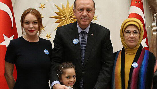 Der türkische Staatspräsident Recep Tayyip Erdogan empfing die siebenjährige Bana und Schauspielerin Lindsay Lohan.