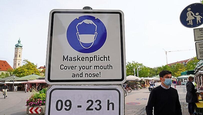 Immerhin hier ein Schild - vorm Viktualienmarkt. Touristen klagen über zu wenige Hinweise. Immerhin hier ein Schild - vorm Viktualienmarkt. Touristen klagen über zu wenige Hinweise.