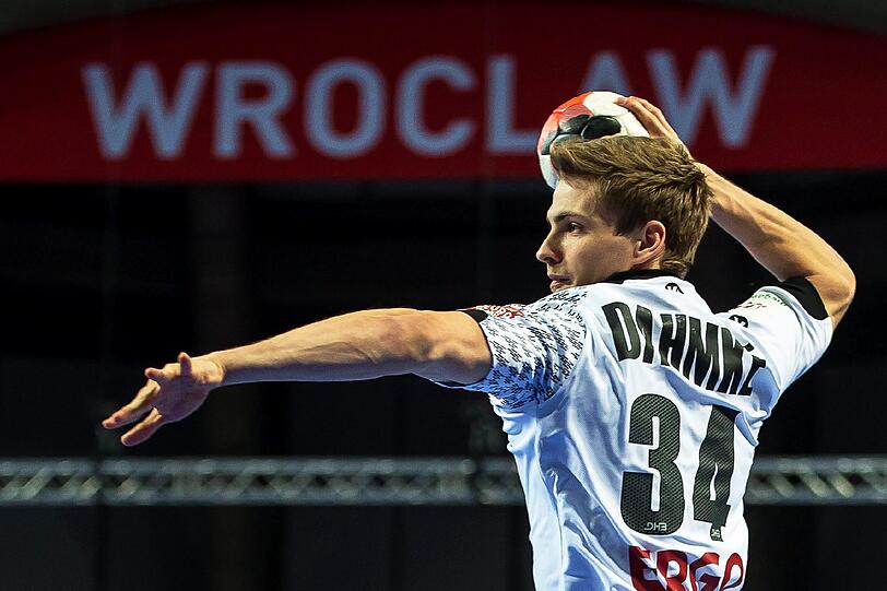 Rune Dahmke (22, Linksaußen): "Es gibt wenige Spieler, die den Dreher von Uwe Gensheimer so gut imitieren können wie Rune Dahmke. Er ist auf dem besten Weg dahin zu kommen, wo Uwe schon ist. Er hat in Kiel gezeigt, dass er ein Weltklasse-Außen ist. Trotz Verletzung hat er sich in das Turnier reingekämpft. Zudem ist er ein guter Fußballer, hat an der Torwand beim ZDF-Sportstudio einen Ball mehr versenkt als ich."