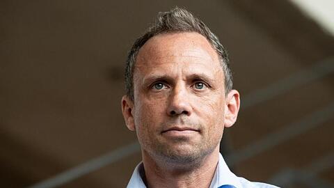 Thorsten Glauber (Freie Wähler), Umweltminister von Bayern, nimmt an einer Konferenz teil. Foto: Sven Hoppe/Archivbild