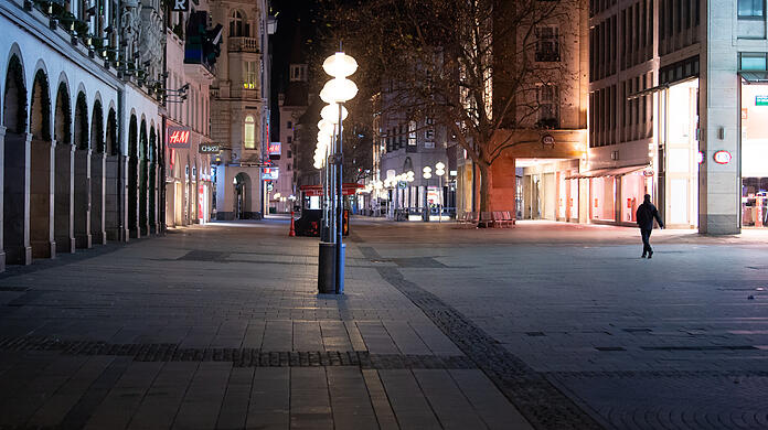 Die Fußgängerzone in München – (beinahe) menschenleer.