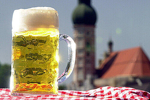 Nach den Sachsen trinken die Bayern am meisten Bier.