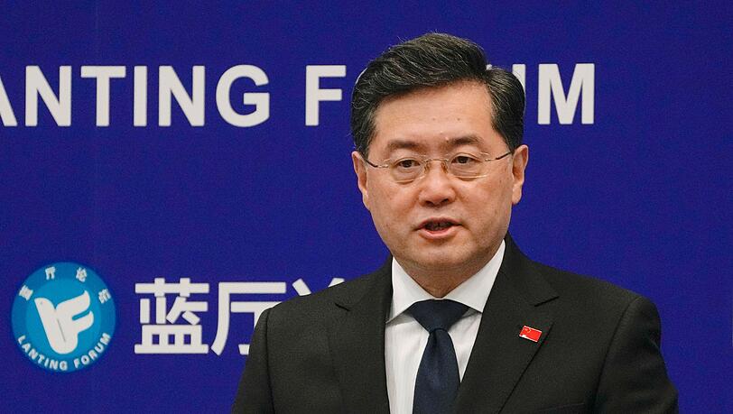 Chinas Außenminister Qin Gang übte keine Kritik an Russland wegen dessen Angriffskrieg.