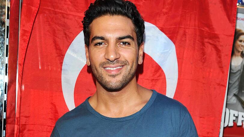 Smart, sexy, Single - Elyas M?Barek ist bei seiner Autogrammstunde im Müller im Tal sehr gefragt. Smart, sexy, Single - Elyas M?Barek ist bei seiner Autogrammstunde im Müller im Tal sehr gefragt.