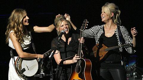 Die Dixie Chicks heißen jetzt nur noch The Chicks.