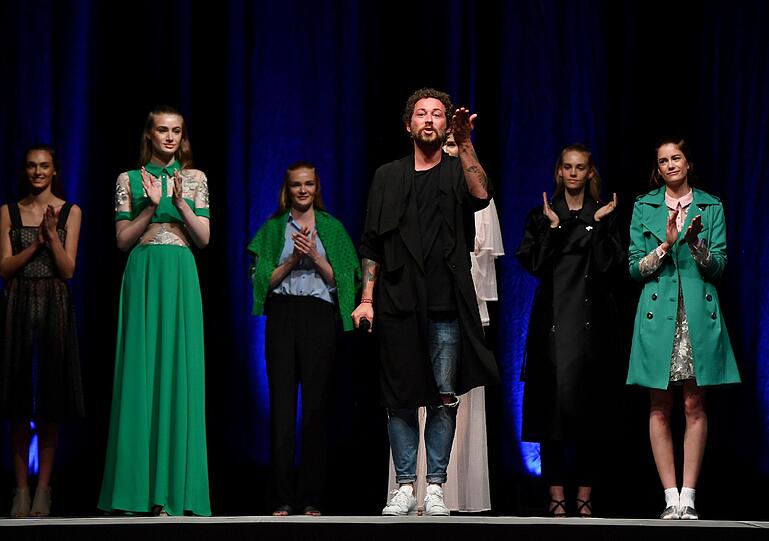 Modepräsentation des deutschen Designers Marcel Ostertag während der Mercedes-Benz Fashion Week in Berlin.