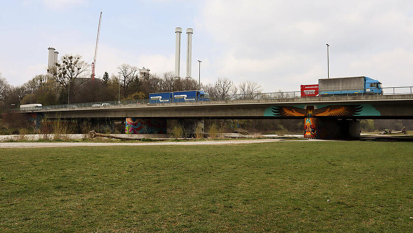 Die Brudermühlbrücke über die Isar. (Archivbild)