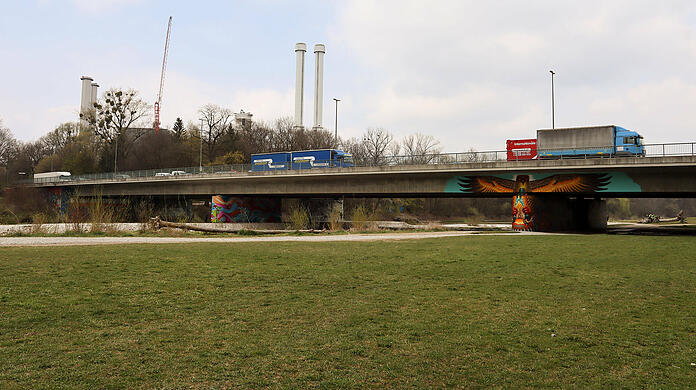 Nahe der Brudermühlbrücke kam es zu dem Streit. (Archivbild)