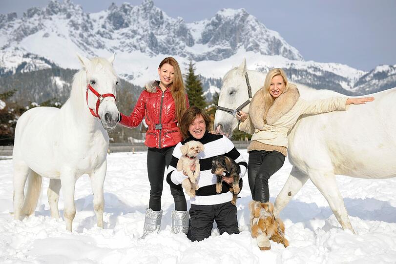 Ganz entspannt: So spannen die Promis im Nobel-Ort Kitzbühel aus. Die Bilder