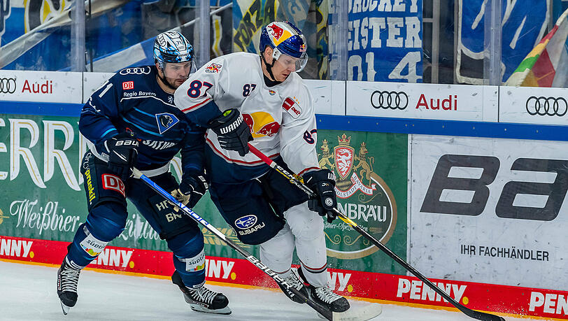 Der EHC München feiert einen Kantersieg in Ingolstadt.
