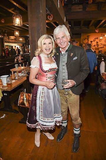 Frohes Herz Wiesn: Marianne Hartl mit Frederic Meisner