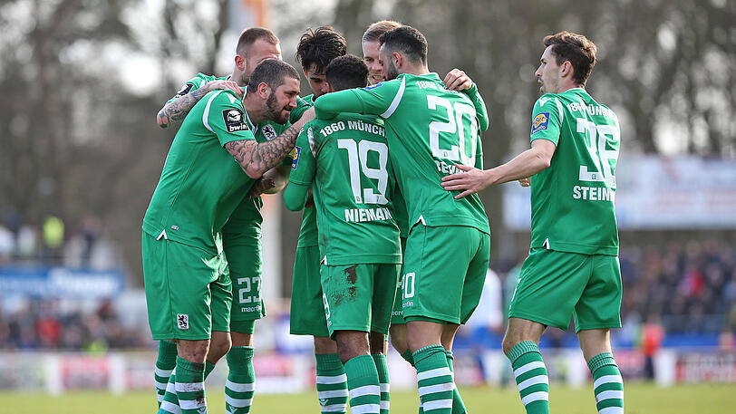 Aufatmen nach dem Ausgleichstreffer von Noel Niemann. Trotzdem kommt der TSV 1860 auch in Meppen nicht über ein Remis hinaus.
