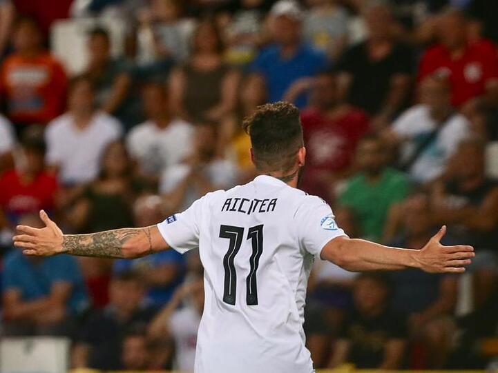 Marco Richter jubelt über sein Tor zum 1:0 gegen Serbien.