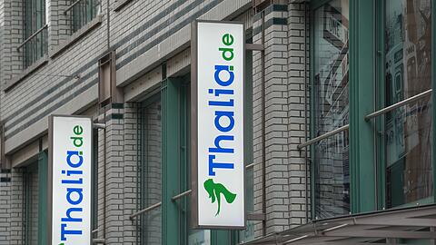 Das Thalia-Logo an einer Filiale der Buchhandelskette.