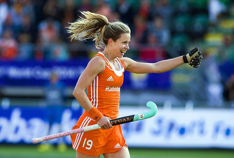 Ellen Hoog spielt für die niederländische Hockey-Mannschaft, die als Favoriten ins Olympia-Turnier gehen.