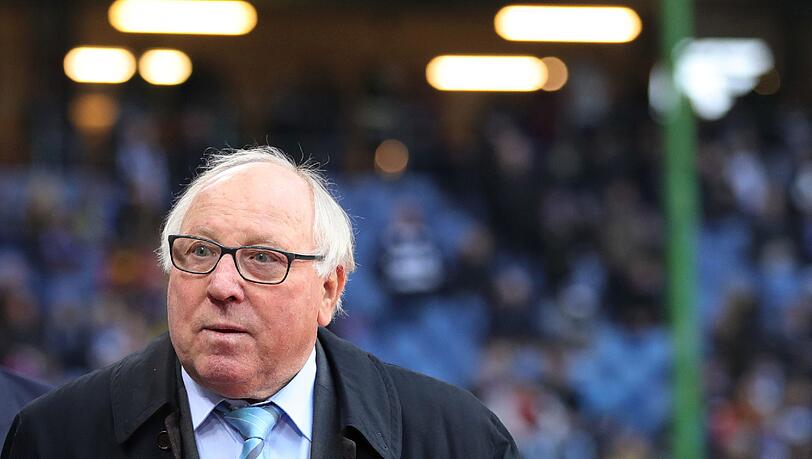 Uwe Seeler hat Angst, dass dem HSV das gleiche Schicksaal wie den Löwen droht. Uwe Seeler hat Angst, dass dem HSV das gleiche Schicksaal wie den Löwen droht.