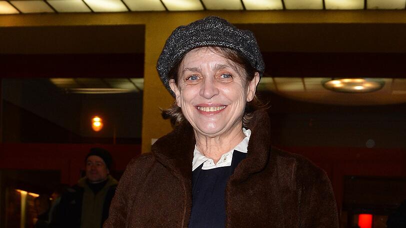 Schauspielerin Katharina Thalbach hat nach 18 Jahren Beziehung ihren Freund geheiratet. (Archivbild)