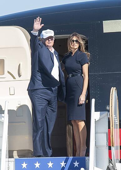 Enge Kleider und viel nackte Haut: Ex-Model Melania Trump ist keine gewöhnliche First Lady. Bilder von ihren öffentlichen Auftritten sehen Sie in unserer Bilderstrecke.