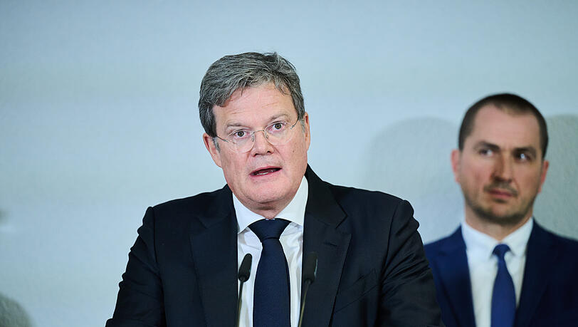 Christian Leicher ist der Vorstandsvorsitzende bei Rohde & Schwarz. Über sein Gehalt ist nichts bekannt. Christian Leicher ist der Vorstandsvorsitzende bei Rohde & Schwarz. Über sein Gehalt ist nichts bekannt.