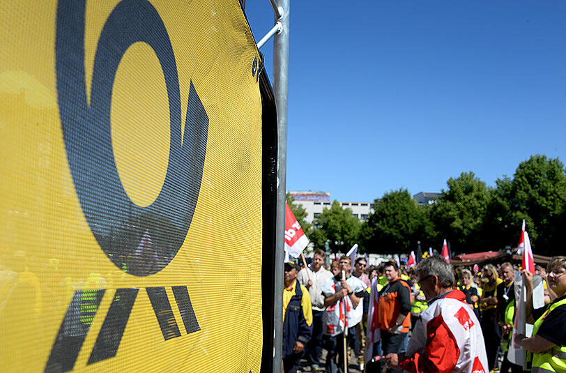 Bilder von der Post-Demonstration in Hannover.