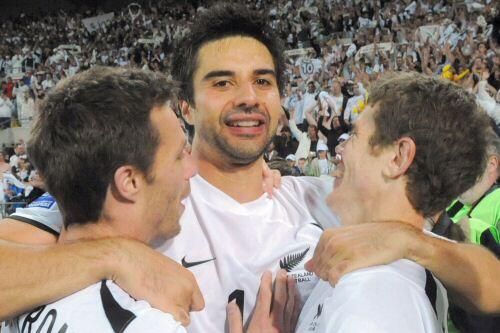 Rory Fallon (M.) schoss Neuseeland zur WM.