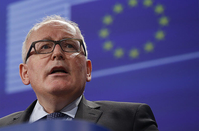 Der EU-Vize-Kommissionschef Frans Timmermans kündigte ein grundlegendes Sicherheitspaket, im Kampf gegen den Terror, an.