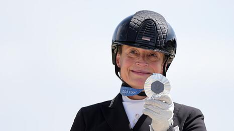 Isabell Werth will demn&auml;chst einen ausgeben.