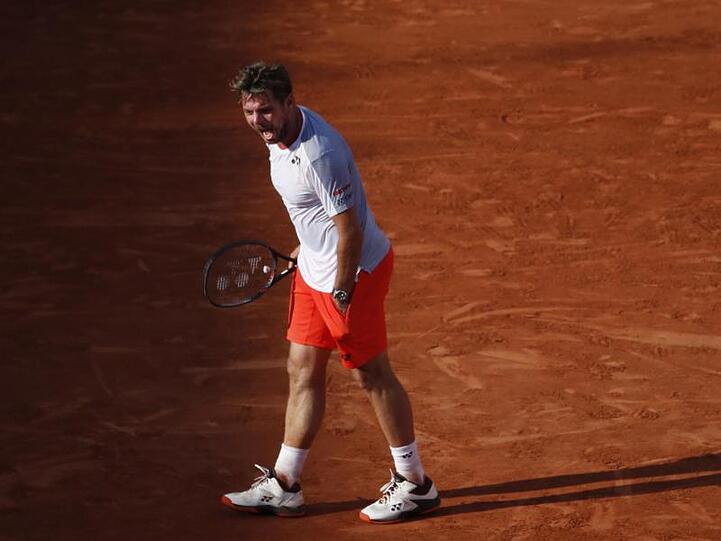 In einem spektakulären Match besiegte Wawrinka nach fünf Stunden den jungen Griechen Tsitsipas.