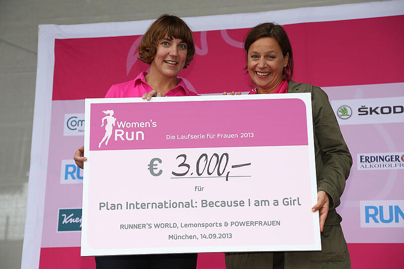 Eine Spende für die Kampagne "Because I am a Girl".