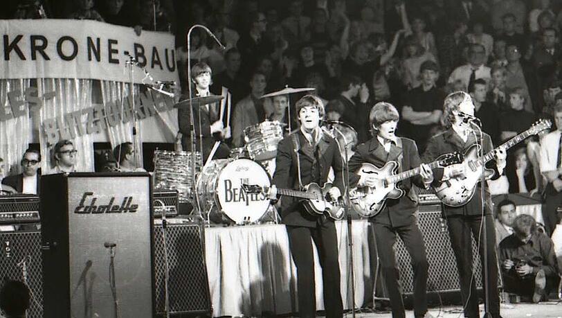 Die Beatles im Circus Krone. Die Beatles im Circus Krone.