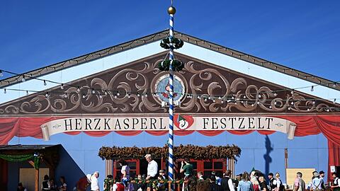 Ist das Aus fürs Herzkasperlzelt auf der Oidn Wiesn besiegelt - oder doch noch nicht? Gerade läuft dazu noch ein Verfahren vor dem Verwaltungsgericht.