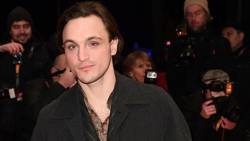 Schauspieler Franz Rogowski ist einer der gefragtesten Jungschauspieler dieser Tage. Bei der diesjährigen Berlinale war er gleich mit zwei Filmen im Wettbewerb vertreten.