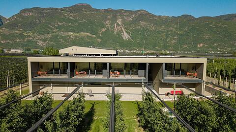 Apfelbauernhof und Urlaubsdomizil f&uuml;r G&auml;ste: die Sonngut Apartments nur f&uuml;r Erwachsene in Lana, zehn Kilometer s&uuml;dlich von Meran.