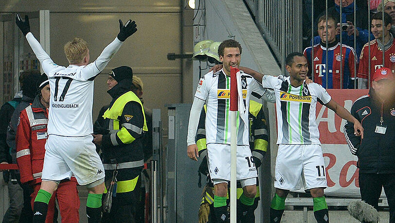 Mönchengladbacher Jubel am 22. März 2015 in der Allianz Arena: Oscar Wendt, Fabian Johnson und Torschütze Raffael (von links) feiern das 2:0 der Borussia gegen den FC Bayern. Mönchengladbacher Jubel am 22. März 2015 in der Allianz Arena: Oscar Wendt, Fabian Johnson und Torschütze Raffael (von links) feiern das 2:0 der Borussia gegen den FC Bayern.