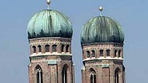 Täglich neue Enthüllungen in der katholischen Kirche - auch in München. Täglich neue Enthüllungen in der katholischen Kirche - auch in München.