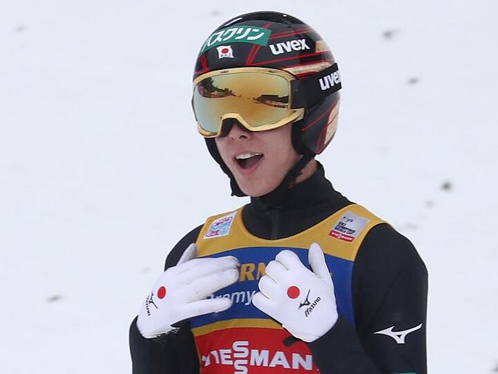 Für den japanischen Dauersieger Ryoyu Kobayashi steht in Bischofshofen die vorletzte Prüfung auf dem Weg zum historischen Grand Slam an.