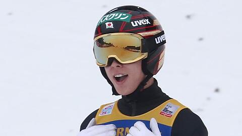 Für den japanischen Dauersieger Ryoyu Kobayashi steht in Bischofshofen die vorletzte Prüfung auf dem Weg zum historischen Grand Slam an.