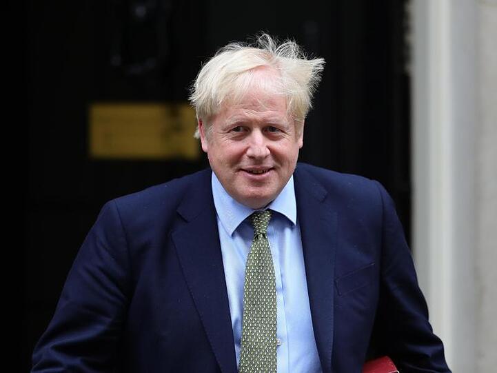 Boris Johnson, Premierminister von Großbritannien, vor seinem Amtssitz in der 10 Downing Street in London.