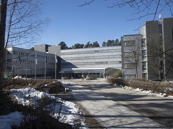 Ein Verwaltungsgebäude des norwegischen Aluminiumkonzerns Norsk Hydro. Das globale Geschäft des norwegischen Unternehmens Hydro ist einem umfassenden Cyberangriff ausgesetzt, der den Betrieb beeinträchtigt.