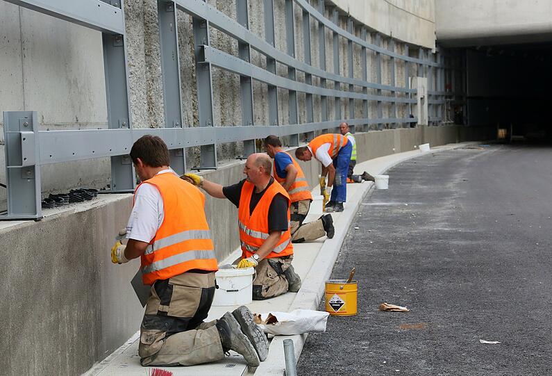 Tunnel am Mittleren Ring: Die AZ hat sich die ohrenbetäubende Baustelle angeschaut - und angehört. Die Bilder...