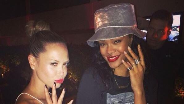 Mandy Capristo und Rihanna Mandy Capristo und Rihanna